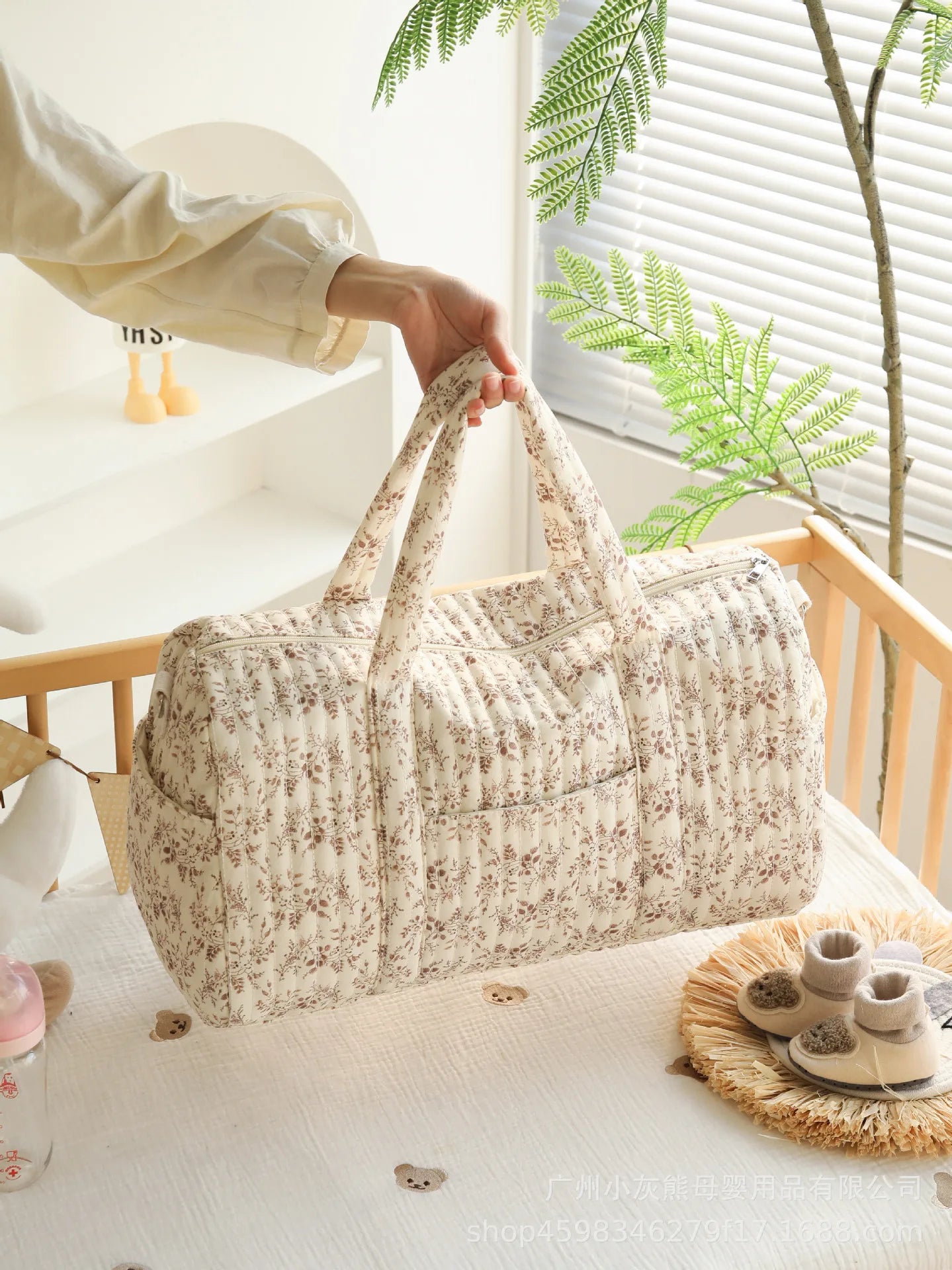 Soft Quilted Diaper Bag – Multi-Functional Mommy Essential